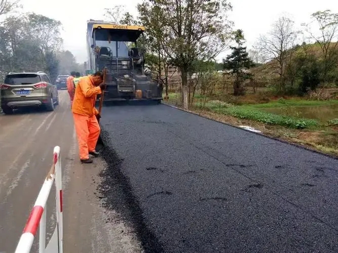 铺路的沥青味道有毒吗？