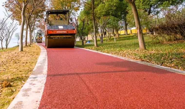 彩色沥青路面施工前需要做哪些基面处理工作？